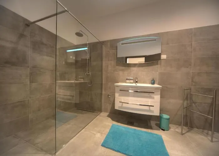 Estelle Lejlighed Pula